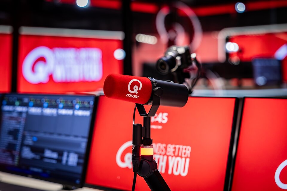 radio q music